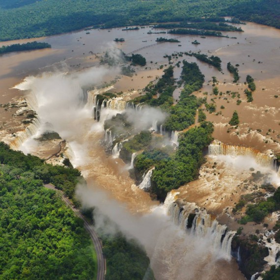 Iguazu z vrtulníka