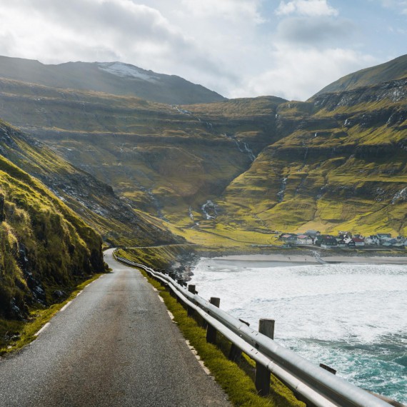 Cesta do Tjørnuvíku.