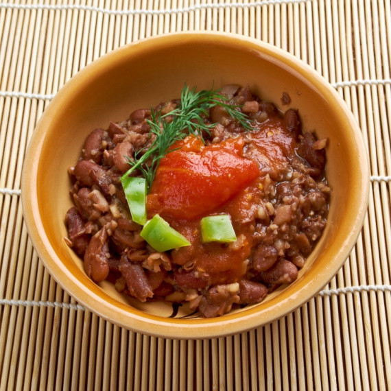 Snídaňové jídlo ful medames.