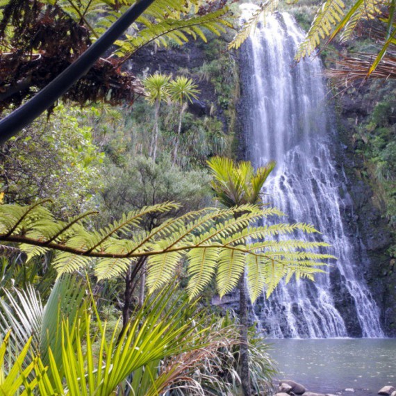 Vodopády Karekare.