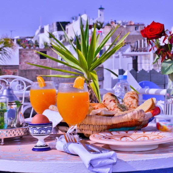 Tradiční marocká snídaně.