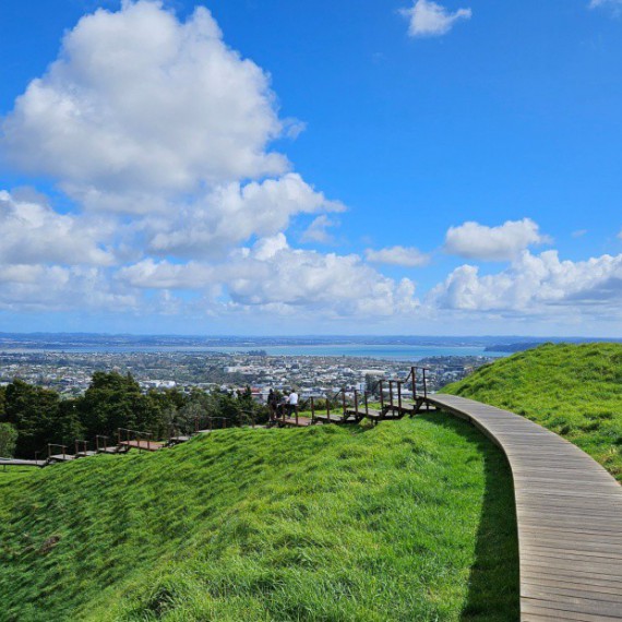 Pěší cesta na hoře Eden.