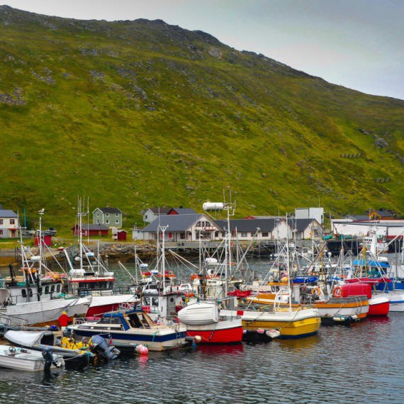 Rybářská vesnice Skarsvåg.