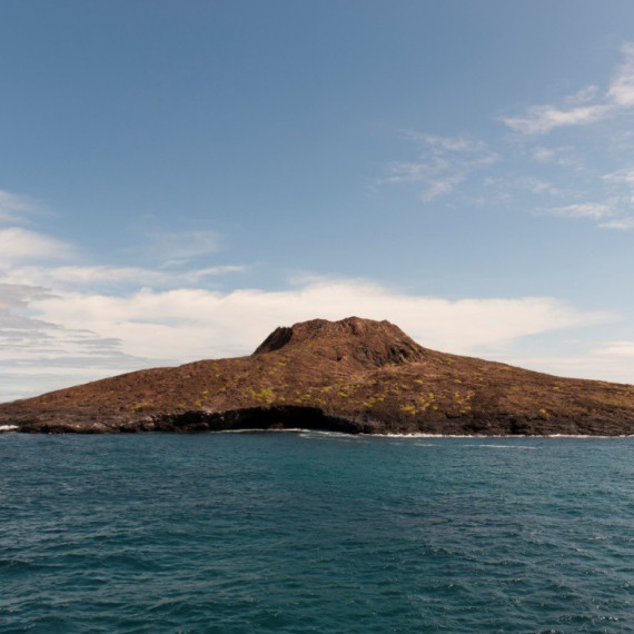 Ostrov Sombrero Chino.