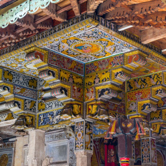 Síň svatyně v Chrámu buddhova zubu.