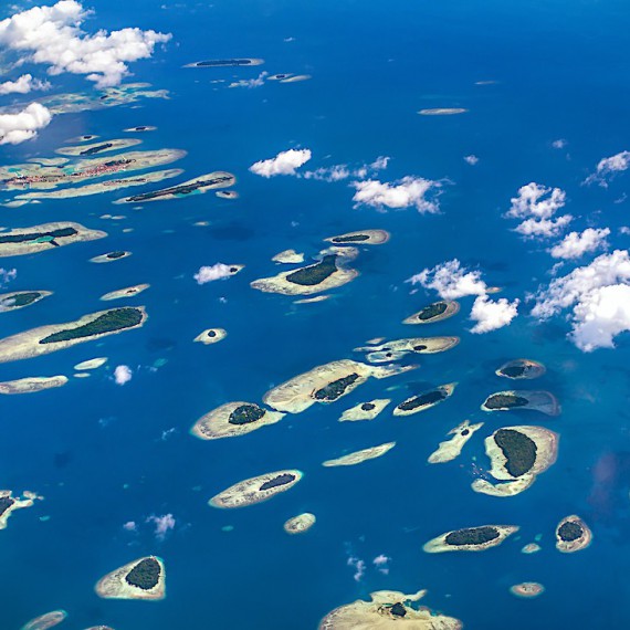 Ostrovy nad Jakartou.