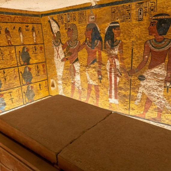 Replika Tutanchamonovy hrobky.