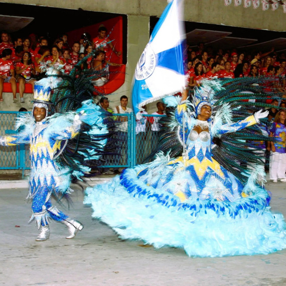 Přehlídka nejlepších kostýmů na karnevalu v Riu.