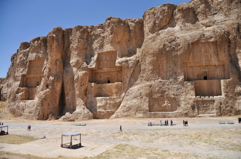 Naqs-e Rostam a nekropole Achajmenovských králů