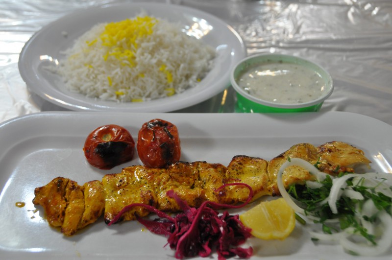 Íránské kebaby jsou velmi lahodné a jsou typickým perským pokrmem