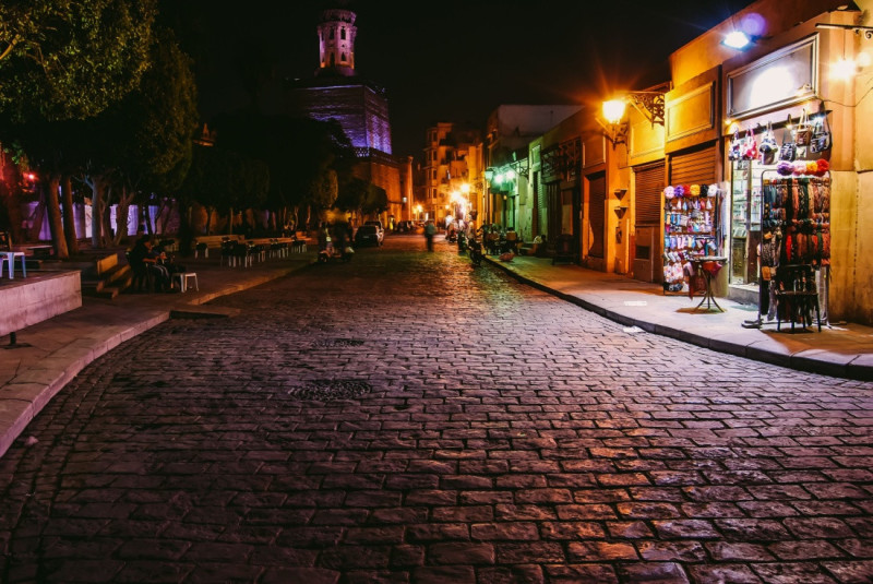 Historická ulice Al-Muizz.