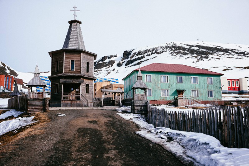 Pravoslavní kostel ve Barentsburgu.