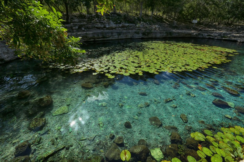 Cenote Xlacah.