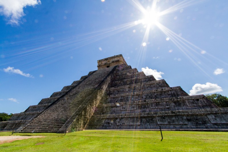 Kukulkánova pyramida v Chichén Itzá.