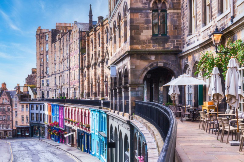 Historické centrum města Edinburgh.