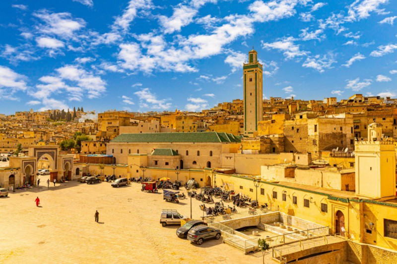 Pohled na historické centrum města Fez.