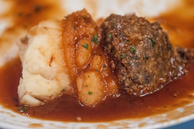 Tradiční skotský pokrm haggis.