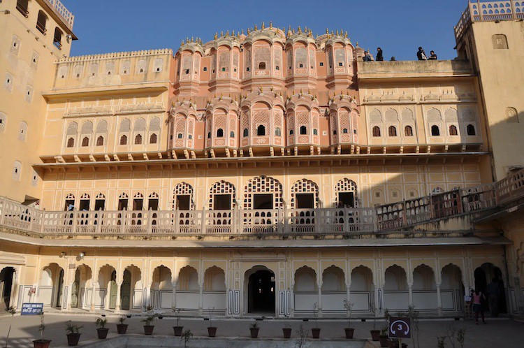 Nádvoří Hawa Mahal.