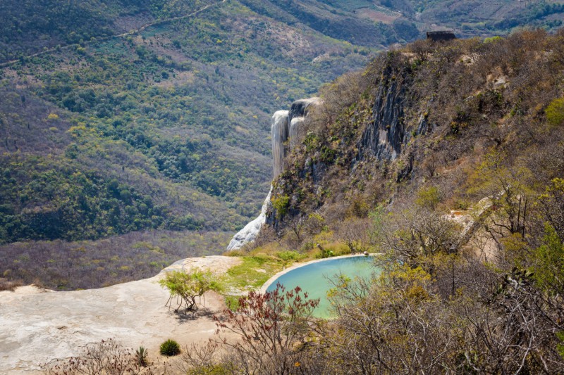 Nádherná příroda v okolí Hierve el Agua .