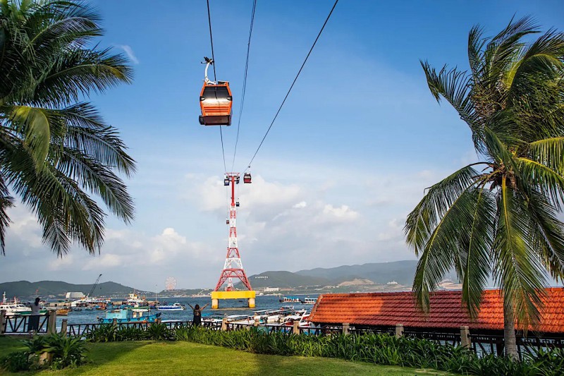 Lanovka Vinpearl do zábavního komplexu VinWonders Nha Trang.