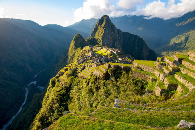 Dechberoucí panorama Machu Picchu.