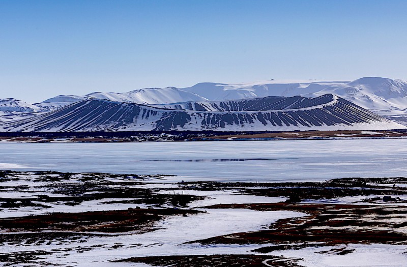 Jezero Mývatn na podzim.