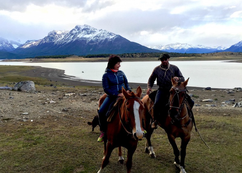 Procházky na koních po Patagonii.
