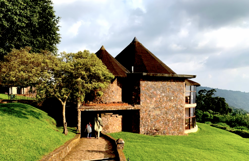 SOPA Lodge v Ngorongoro.