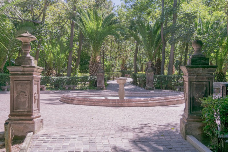 Park v centru Parroquia de San Miguel Archangel.