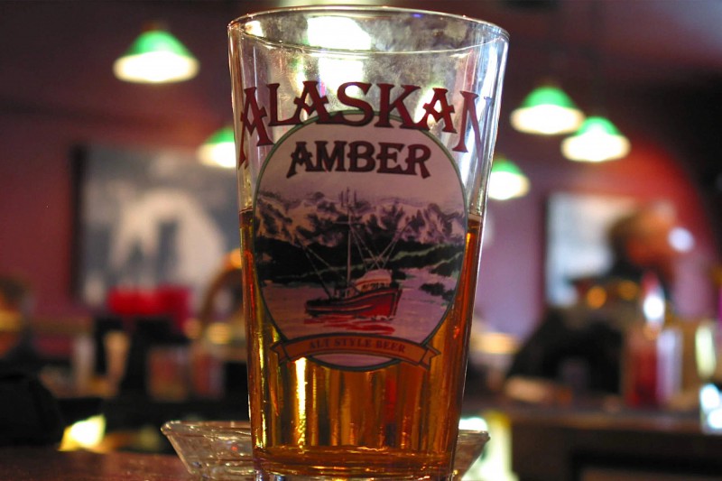 Aljašské lokální pivo.