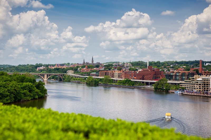 Nábřeží řeky Potomac.