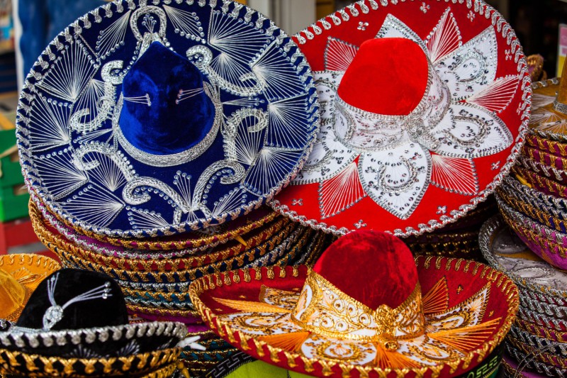 Sombreros z Baja California.