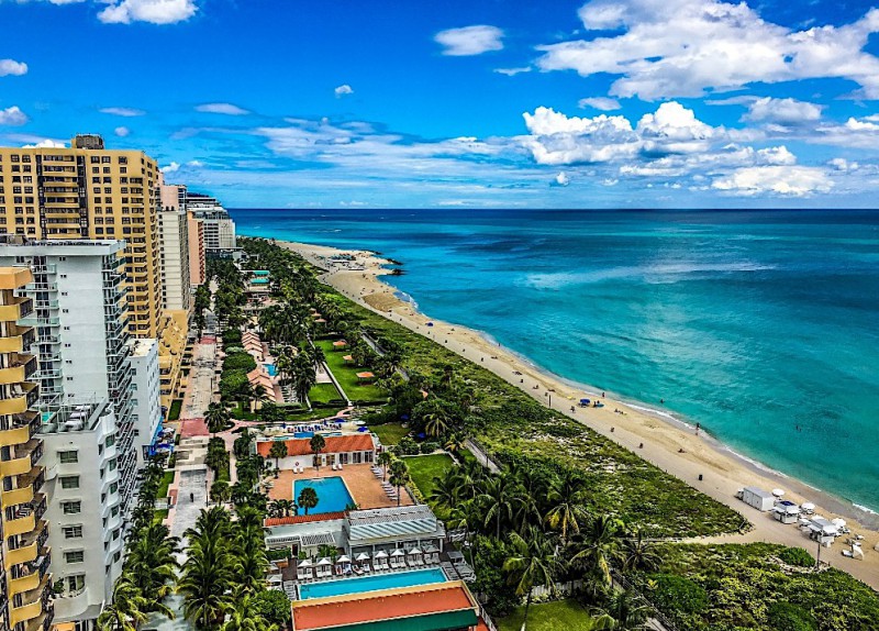 Pohled na Miami Beach z hotelu.