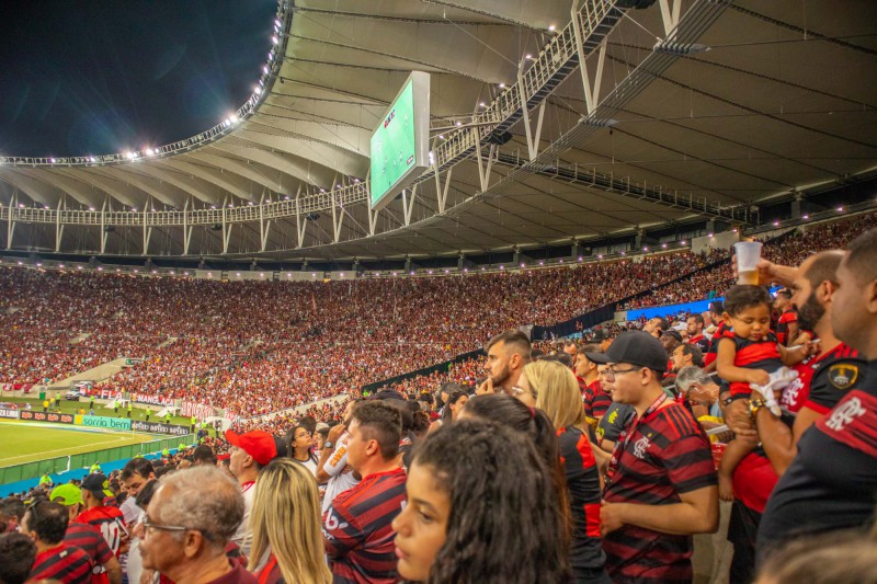 Na stadionu Maracanã.