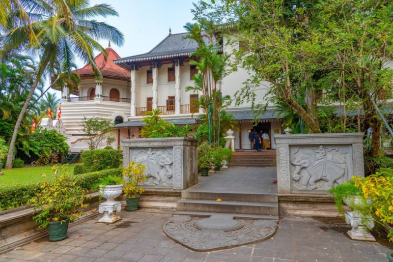 Chrám buddhova zubu.