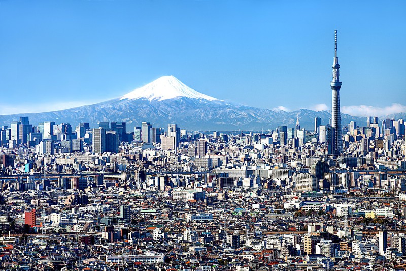 Výhled z Tokia na Fuji.