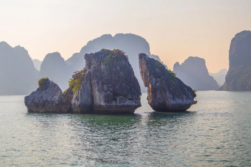 Nádhera zátoky Ha Long.