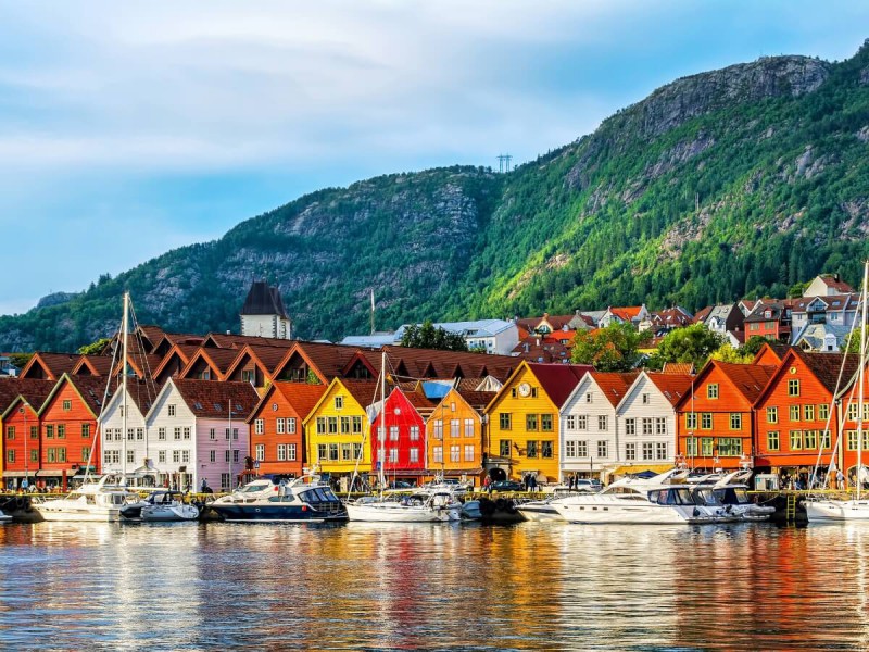 Barevné domky v Bergenu v Norsku.