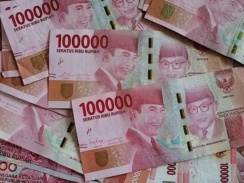 Indonéské rupie.