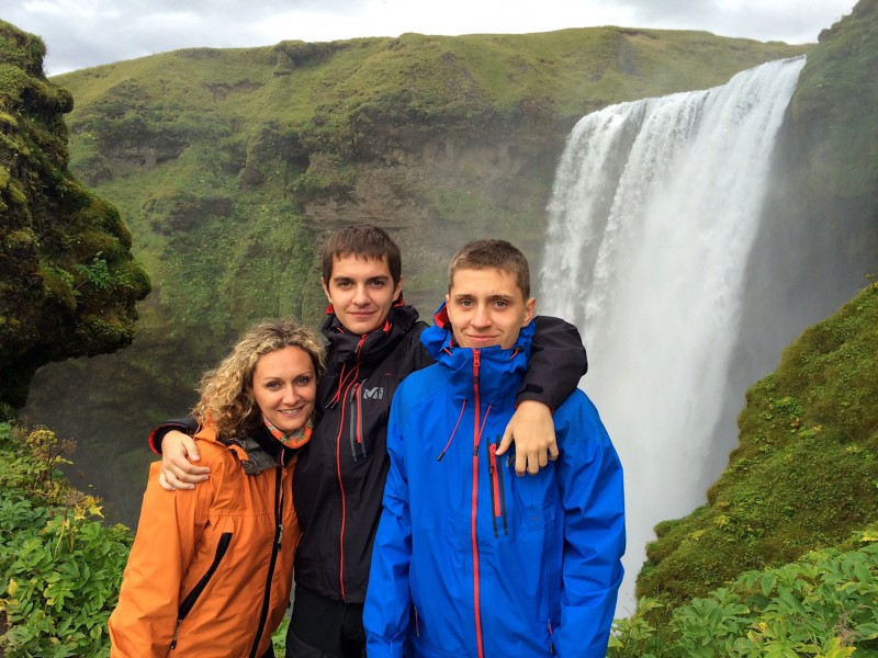 Jeden z nejkrásnějších vodopádů Islandu - Skogafoss 