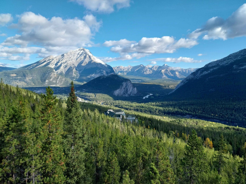 Tunnel Mountain v Banffu.
