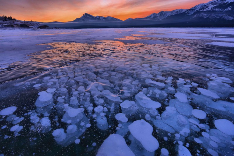 Jezero Lake Abraham v Kanadě