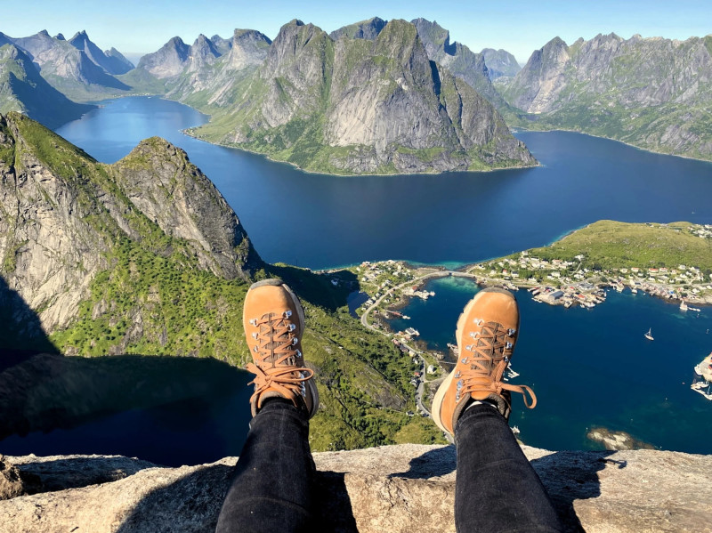 Epické výhledy na místní krajinu.