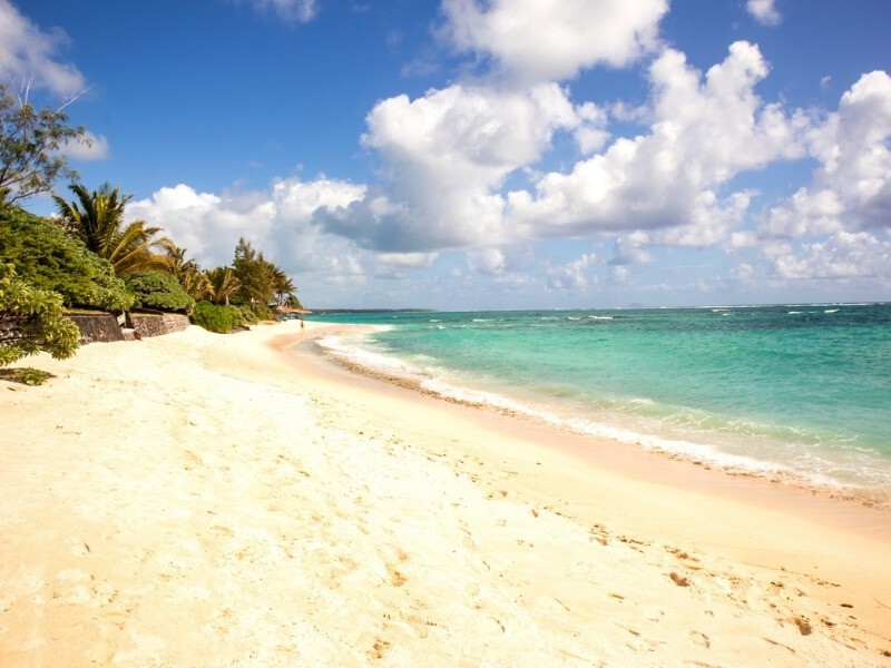 Krásná pláž na Mauriciu.