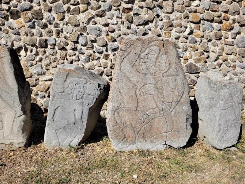 Reliéf Tanečníci v Monte Albán.