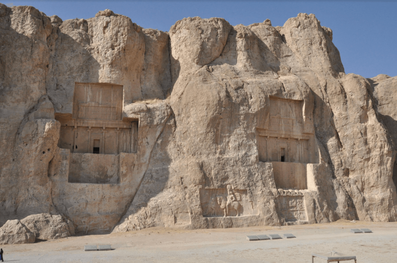 Hrobky perských králů v Nakš-e Rustam