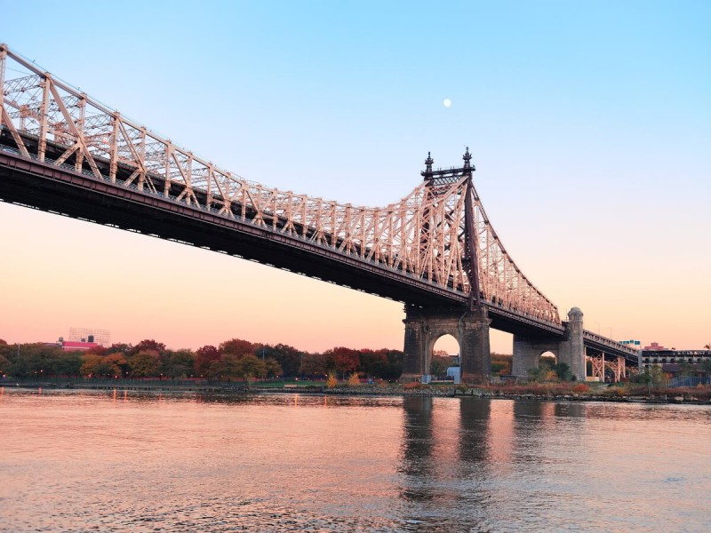 Most Queensboro Bridge v New Yorku.