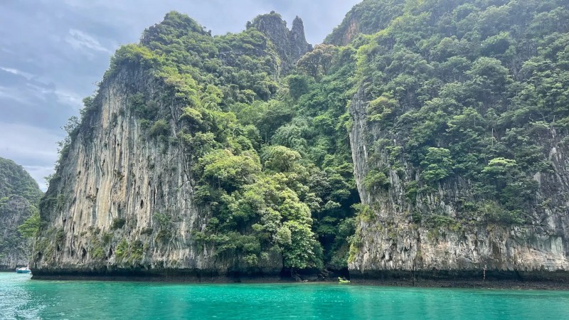 Kolmé skály v Ao Nang.