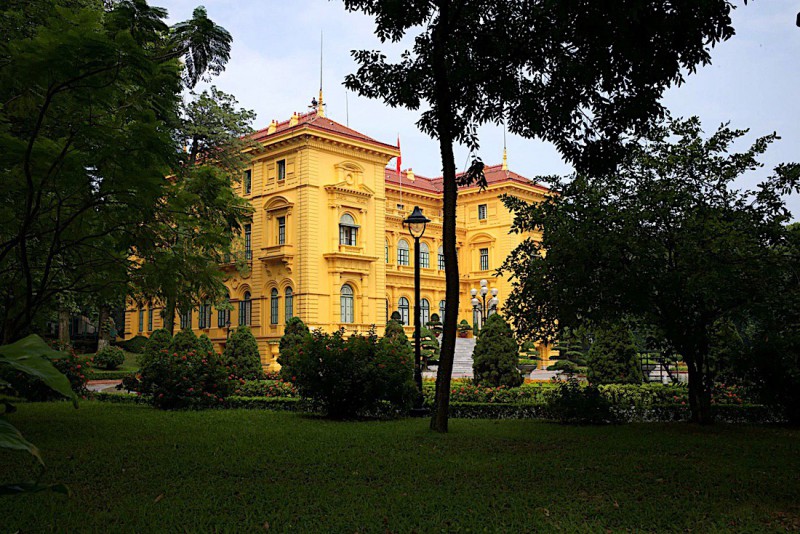 Palác guvernéra v Hanoji.