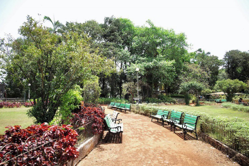 Park v Bombaji.